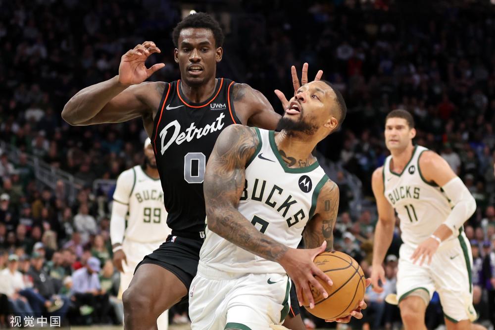 刷冰队员在 刷冰队员在