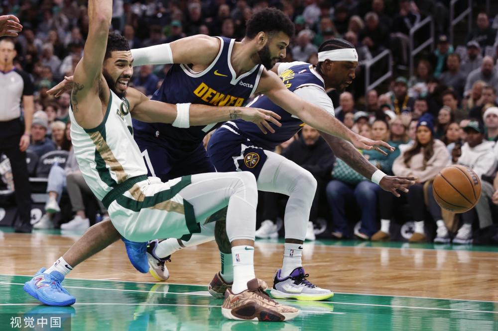 面对回防球 面对回防球